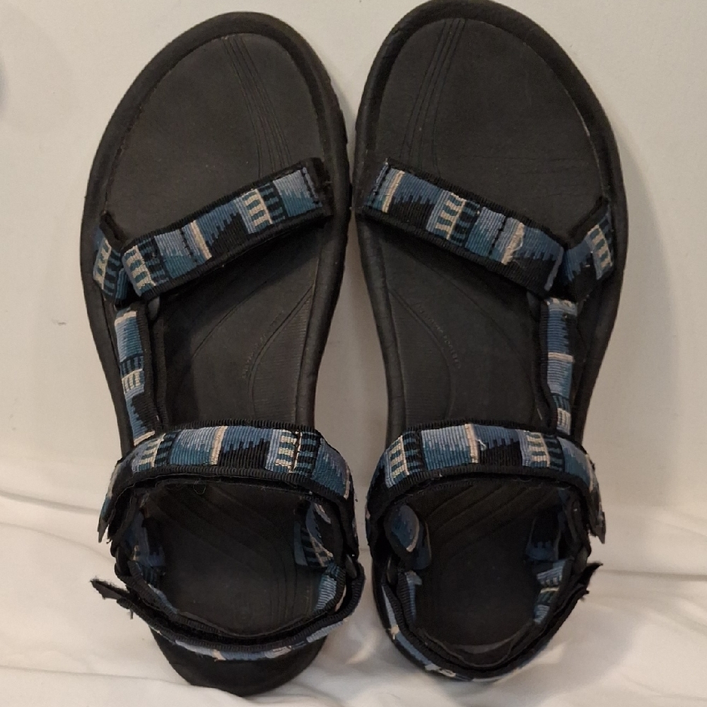 Teva Men's Black and Blue Patterned Sandals.Velcro Closure. Lightly Worn.S/N4156